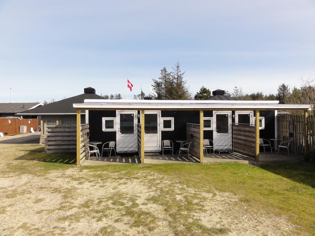 Tornby Strand Camping Rooms Hirtshals Habitación foto